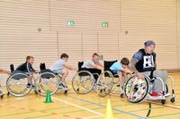 Rollstuhlbasketball im Rahmen vom Projekt "Behindertensport macht Schule"